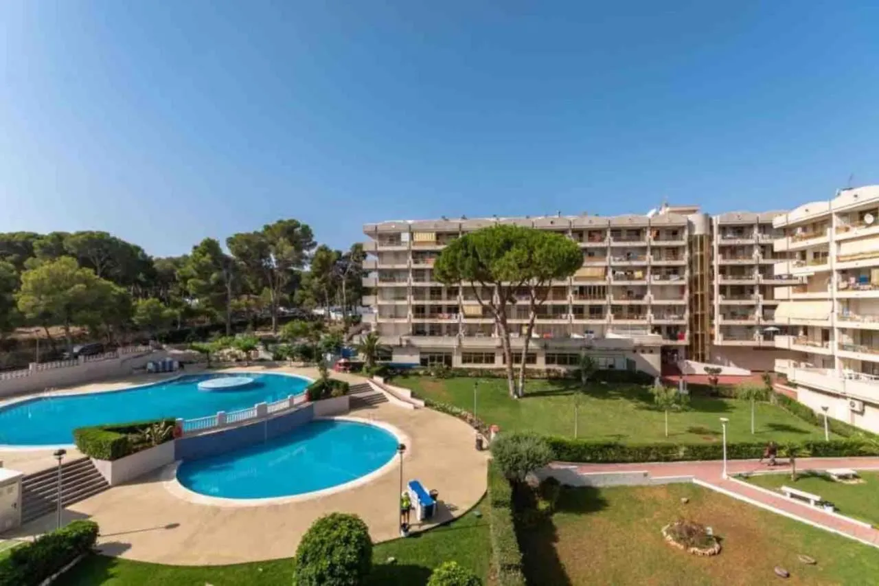 Salou Chill Cozy Warm Pool Port Aventura 아파트 0*,  스페인